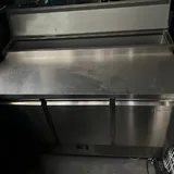 Профессиональная кухонная техника, столы-холодильники, плита, конвектомат 2