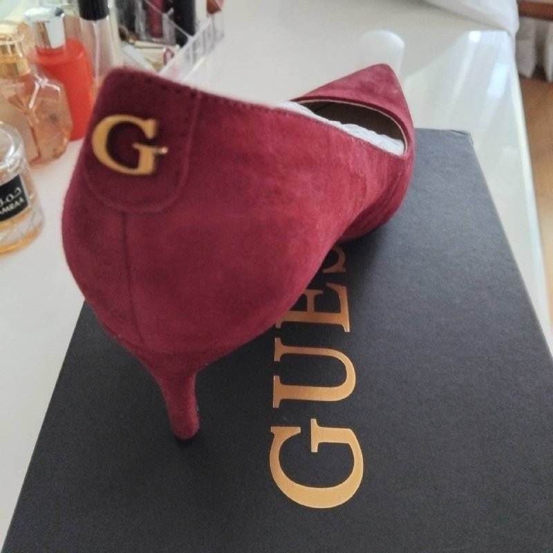 куртки кожаные, жилетка, пиджак, женские туфли, часы, кольца, кухонные лопатки, спреи для собак 8