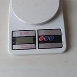 Кухонные весы белые и черные 2