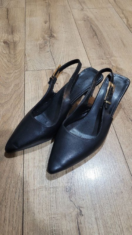 Чёрные женские туфли 38 размер