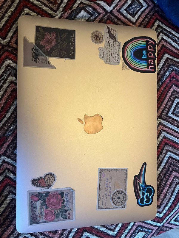 Компьютер MacBook 2