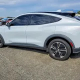 Ford Mustang Mach-E 2022 года 3