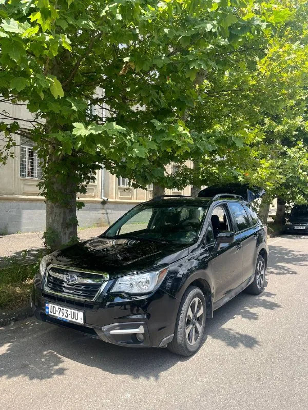 Subaru Forester Premium 2017 1