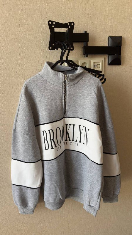 Ветровка, толстовка размер 42 3