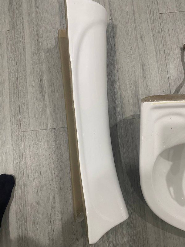 Раковина с краном 2