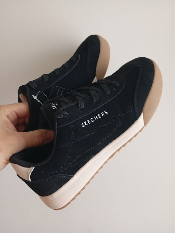 Skechers женские кроссовки размер 38.5