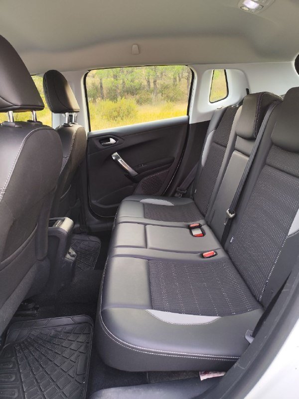 Peugeot 2008 2017 3