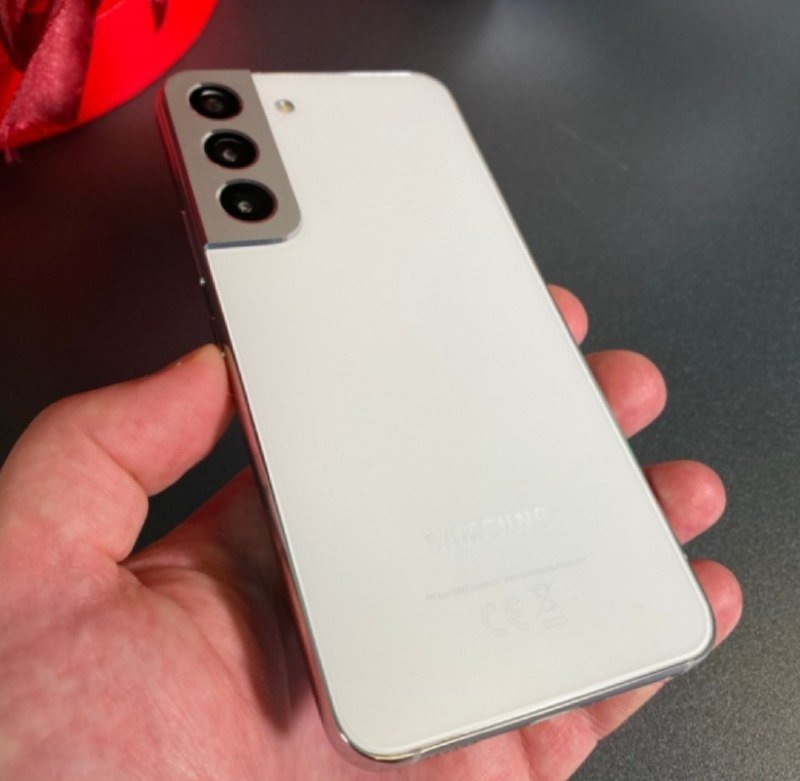 Samsung Galaxy S22 128GB 8GB RAM