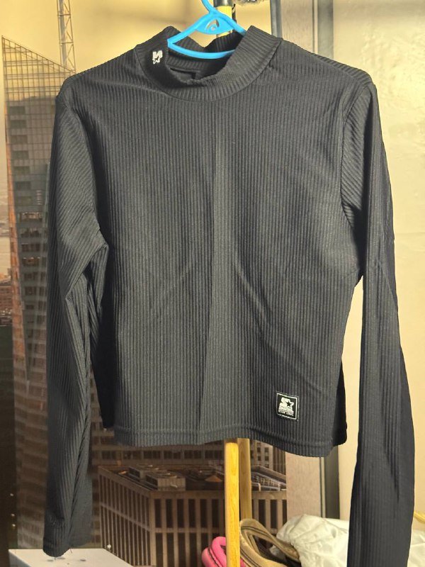 Пиджак, свитшоты, спортивный костюм, брюки, леггинсы, туфли, юбка, косметичка 6