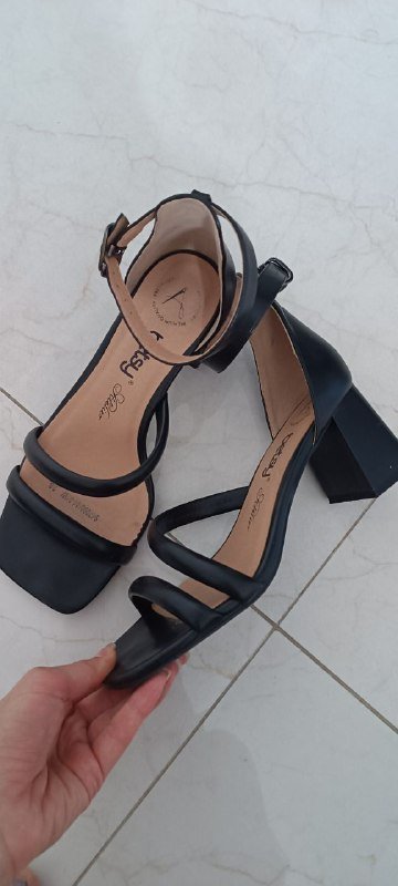 Ботинки кожаные, босоножки кожаные, кеды женские 3