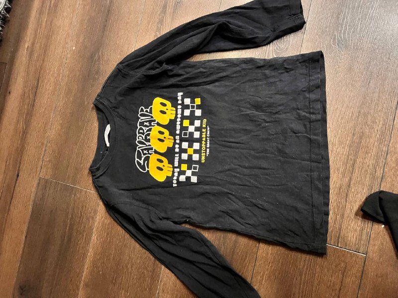 Джинсы детские Zara, Футболка Zara, Лонгслив Zara, Толстовка H&M, Книга Джинкс, Кигуруми динозавр, Кеды adidas, Кеды Zara, Школьный рюкзак yolo, Пенал, Куртка ветровка huppa, Подшлемник-балаклава spyder 3