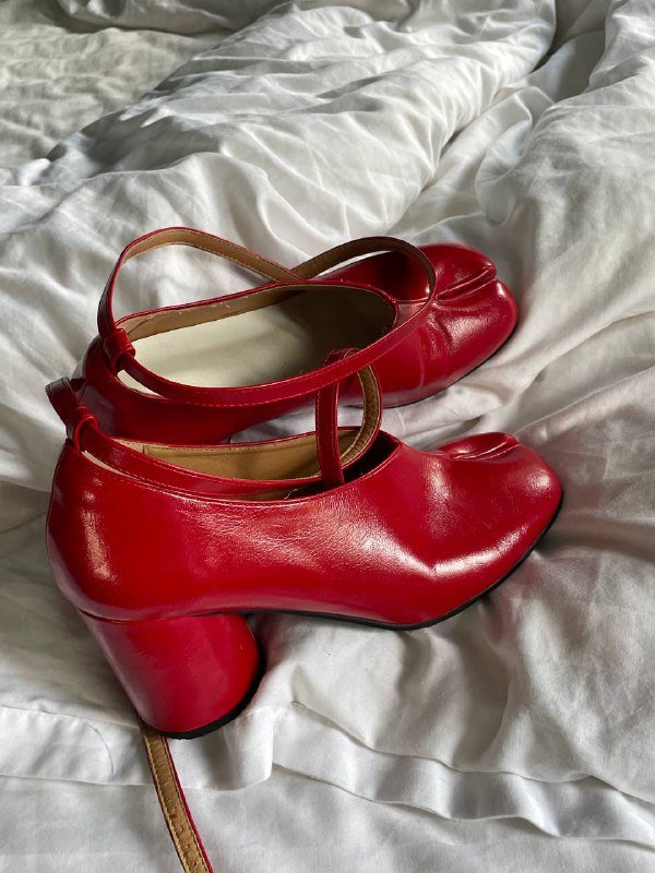Женские красные туфли таби размер 38 3