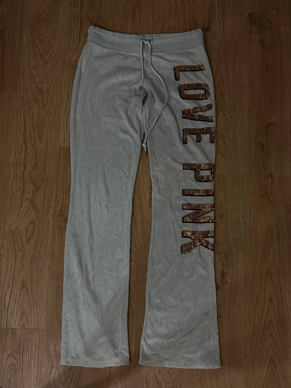 кожанка, майка адидас, thrasher топ, джинсы, сумка studs, брюки винтаж, топ morgan, штаны victoria’s secret, зипка victoria’s secret, джинсовка винтаж 8