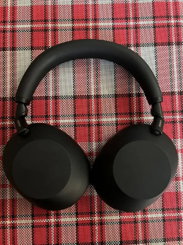 Наушники Sony 1