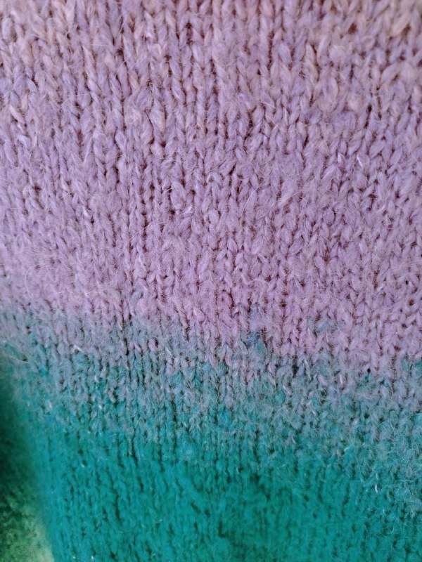 Свитер из натуральной шерсти 2