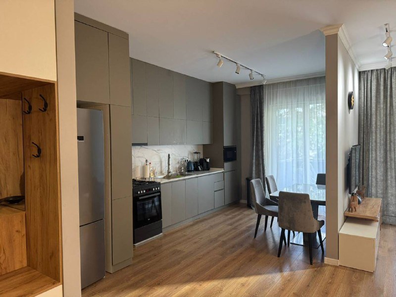 4-комнатная квартира в Ваке, ул. Кипшидзе 2