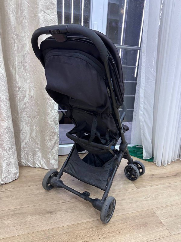 Коляска Maxi Cosi Lara2 4