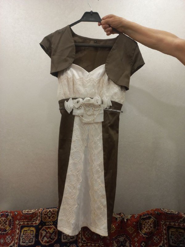 Платья женские размер 42-44 5