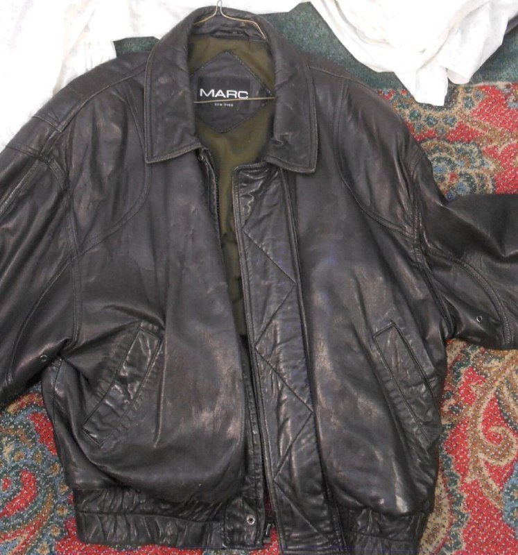 Кожаная куртка мужская размер L 3