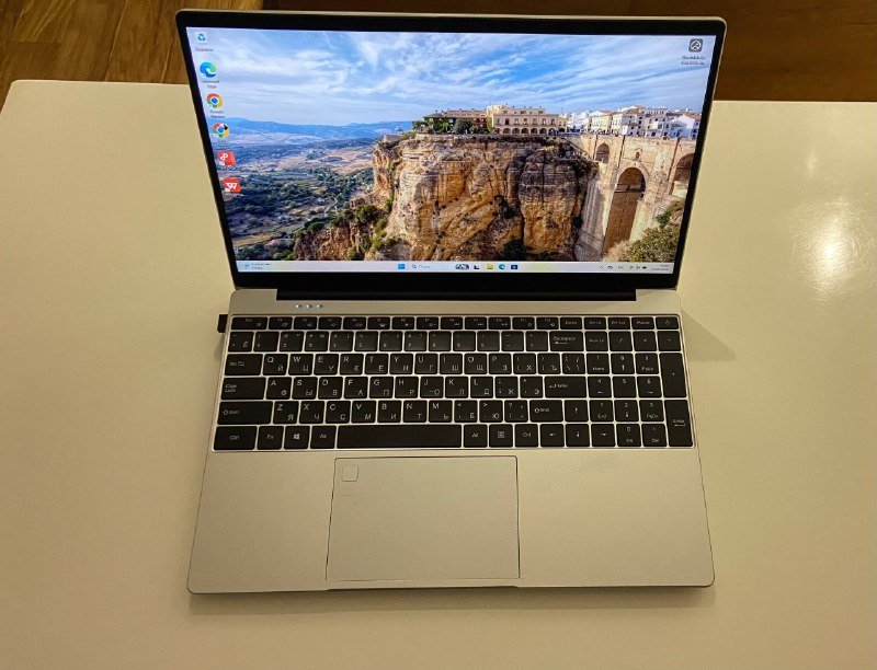 Ноутбук с Intel процессором, 16ГБ RAM, SSD 512ГБ, Full HD