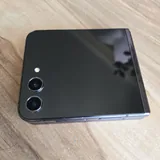 Samsung Galaxy Z Flip 5 1