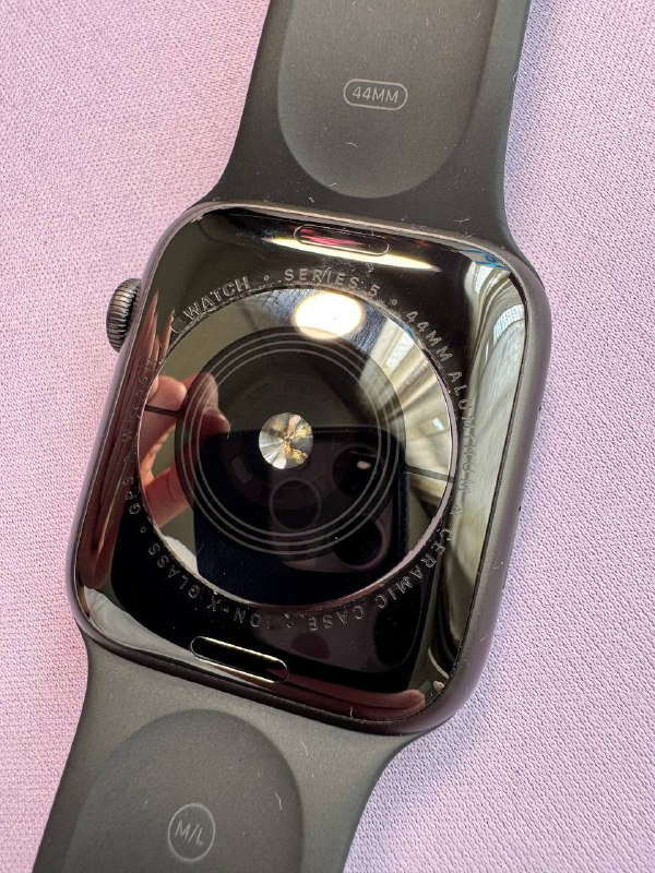 Apple Watch Series 5, SATECHI TRIO WIRELESS PAD 7