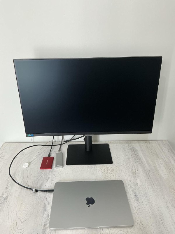 Монитор Samsung ViewFinity S8 27 дюймов