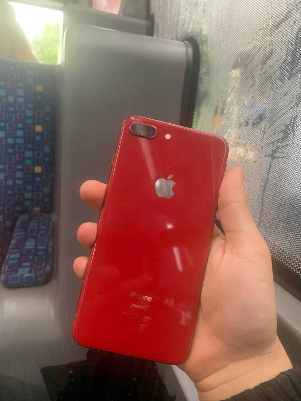 IPhone 8plus 64GB красный 2