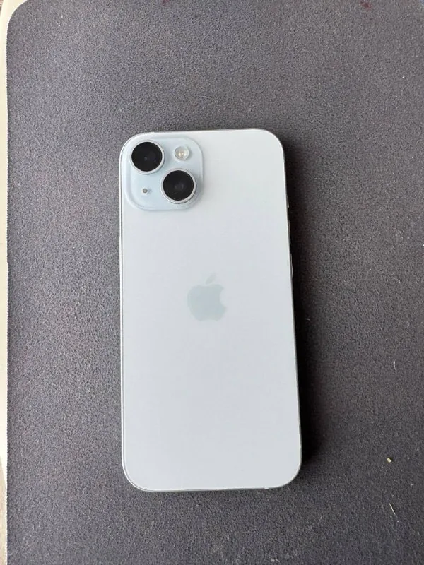 iPhone 15 128 GB 1