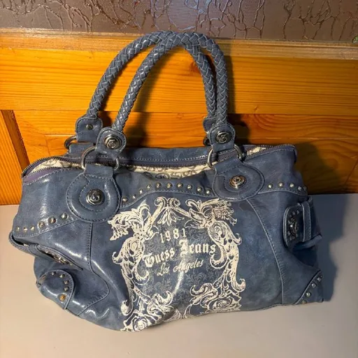 Сумка Guess