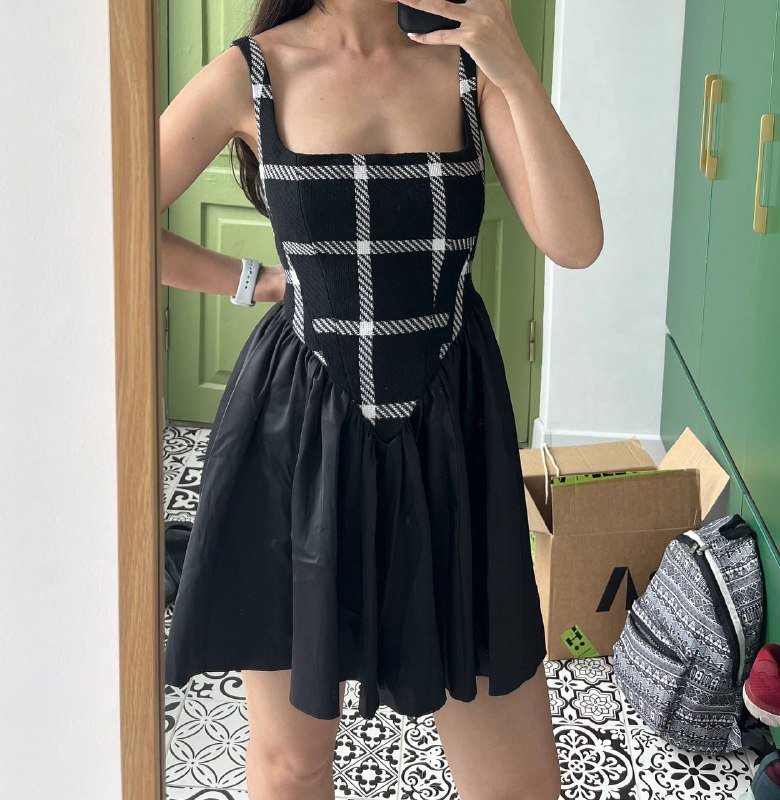 красное платье Asos Design, платье-корсет Asos Luxe 10