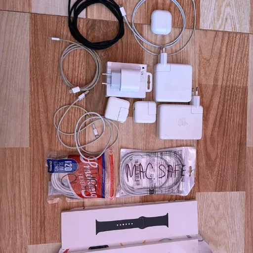 Apple AirPods 4