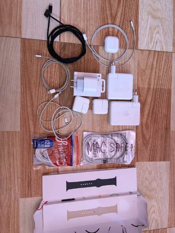 Apple AirPods 4 1