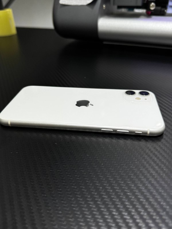iPhone 11 черный, iPhone 11 белый 64 ГБ 8