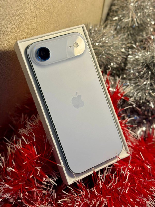 iPhone 17 Air небесно-голубой новый