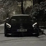 Mercedes-AMG GT 4