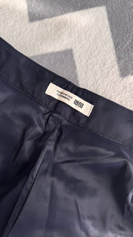 Брюки темно-синие Uniqlo, Брюки черные Zara, Балетки черные