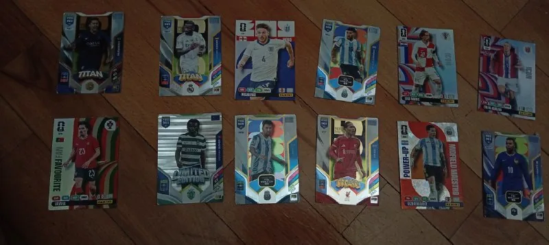 Лот футбольных карт Panini 1
