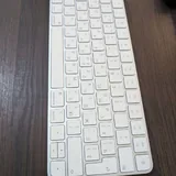 Mac mini M2, Apple Magic Keyboard 1