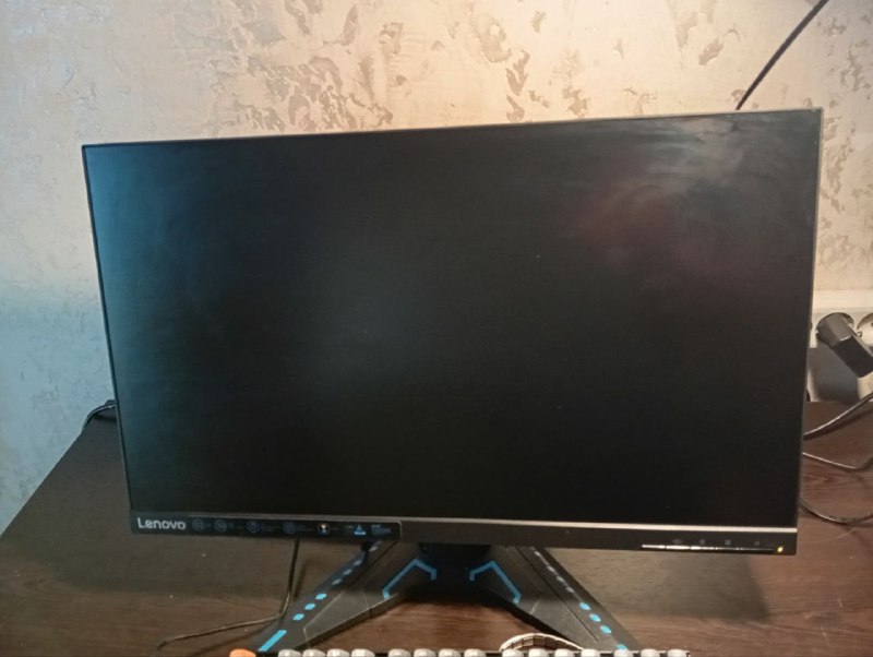 Игровой монитор Lenovo FullHD IPS 2