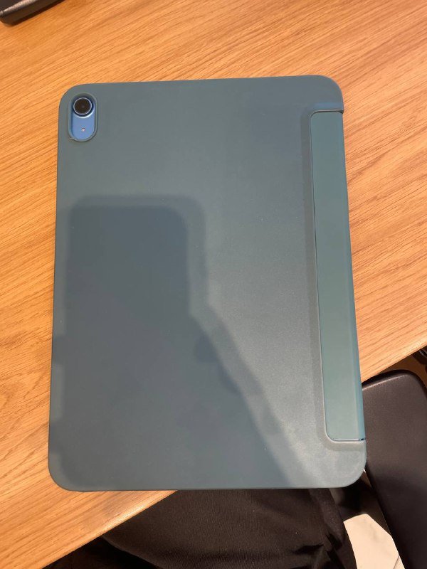 iPad 11 с чехлом, 2 защитными стеклами, кабелем и пенселом 3