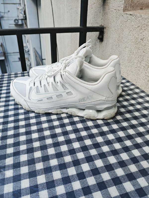 Мужские кроссовки Nike Reax TR-8 белые размер 46-47 2