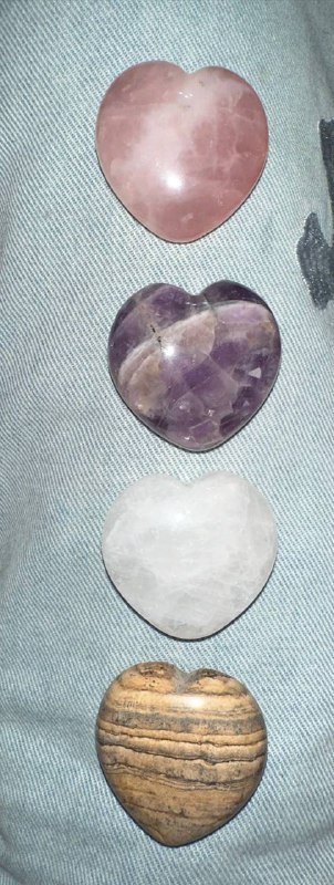 Чокер из барочного жемчуга с сердцами из камней 3