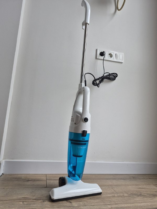 Абсолютно новый пылесос