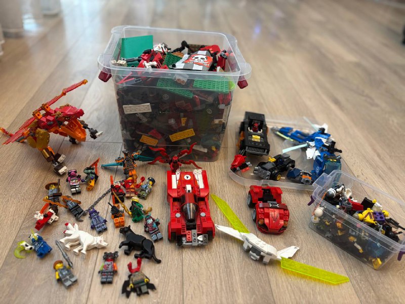 Наборы конструктора Lego, около 10 штук 2