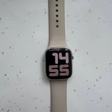 Apple Watch Series 8 2
