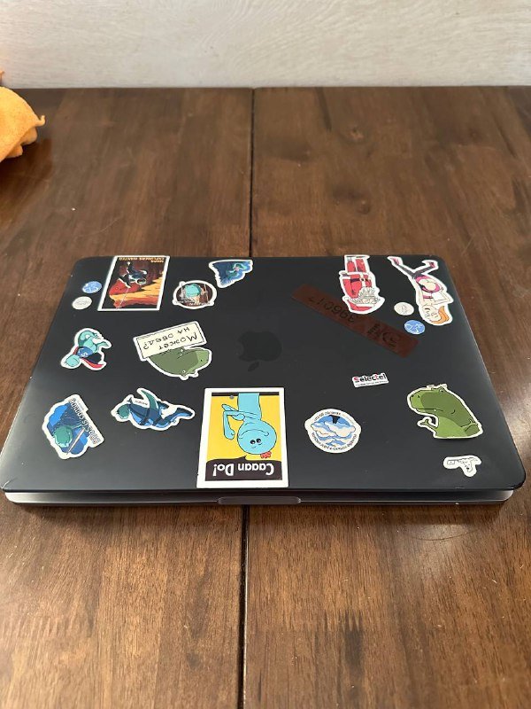 MacBook Pro 13 2019 2 Thunderbolt 3 порта