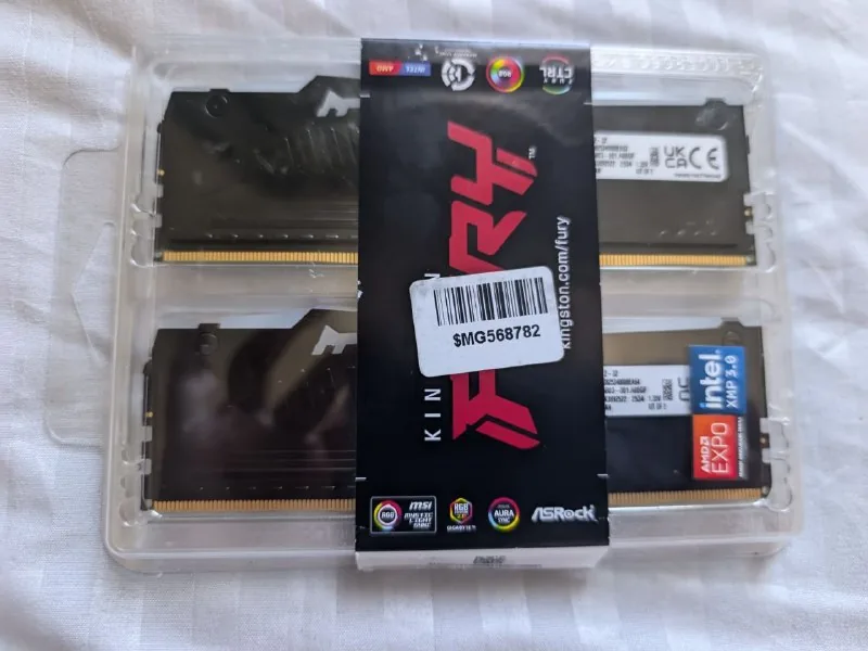 Оперативная память DDR5 Kingston Fury 32 GB, конструкторы 1