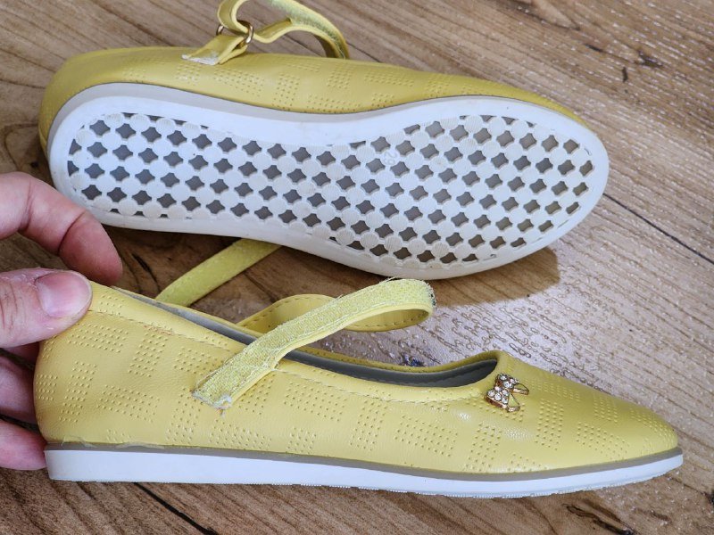 Туфли, босоножки сиреневые, зимние сапоги для девочки 2