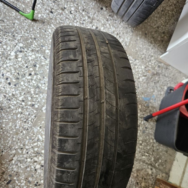 Летние шины Michelin 215/60/16 5